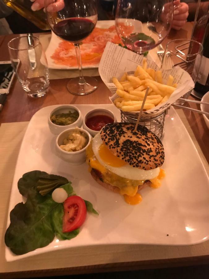 Room Bistro 33 Commugny Dış mekan fotoğraf